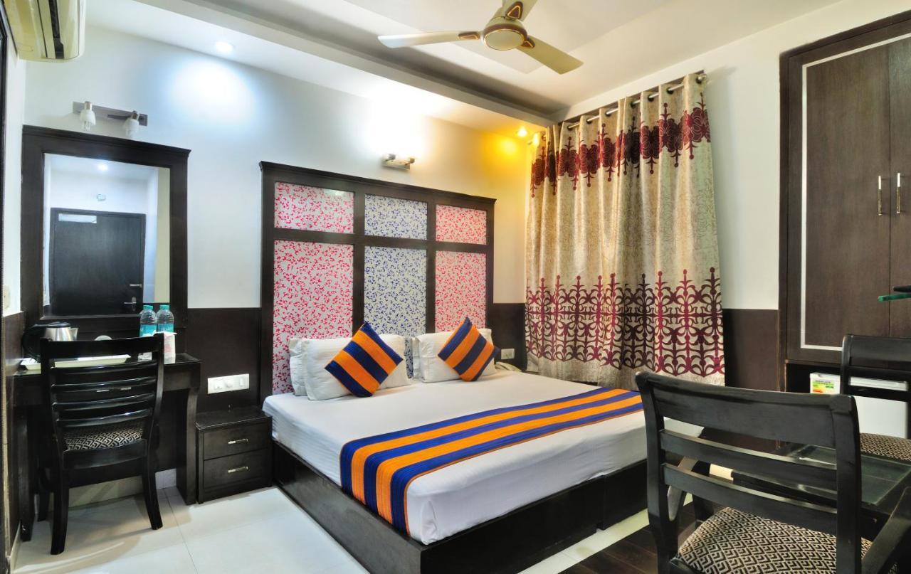 The Bonlon Inn-Near Blk Hospital دلهي المظهر الخارجي الصورة